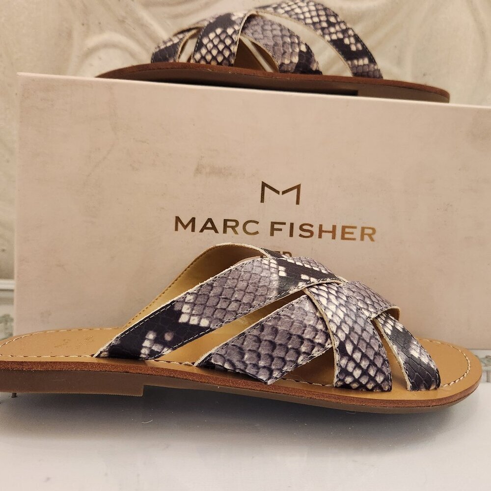 Marc Fisher Leather "Roony2" Black Multi Sandals. NIB. Size 6.5